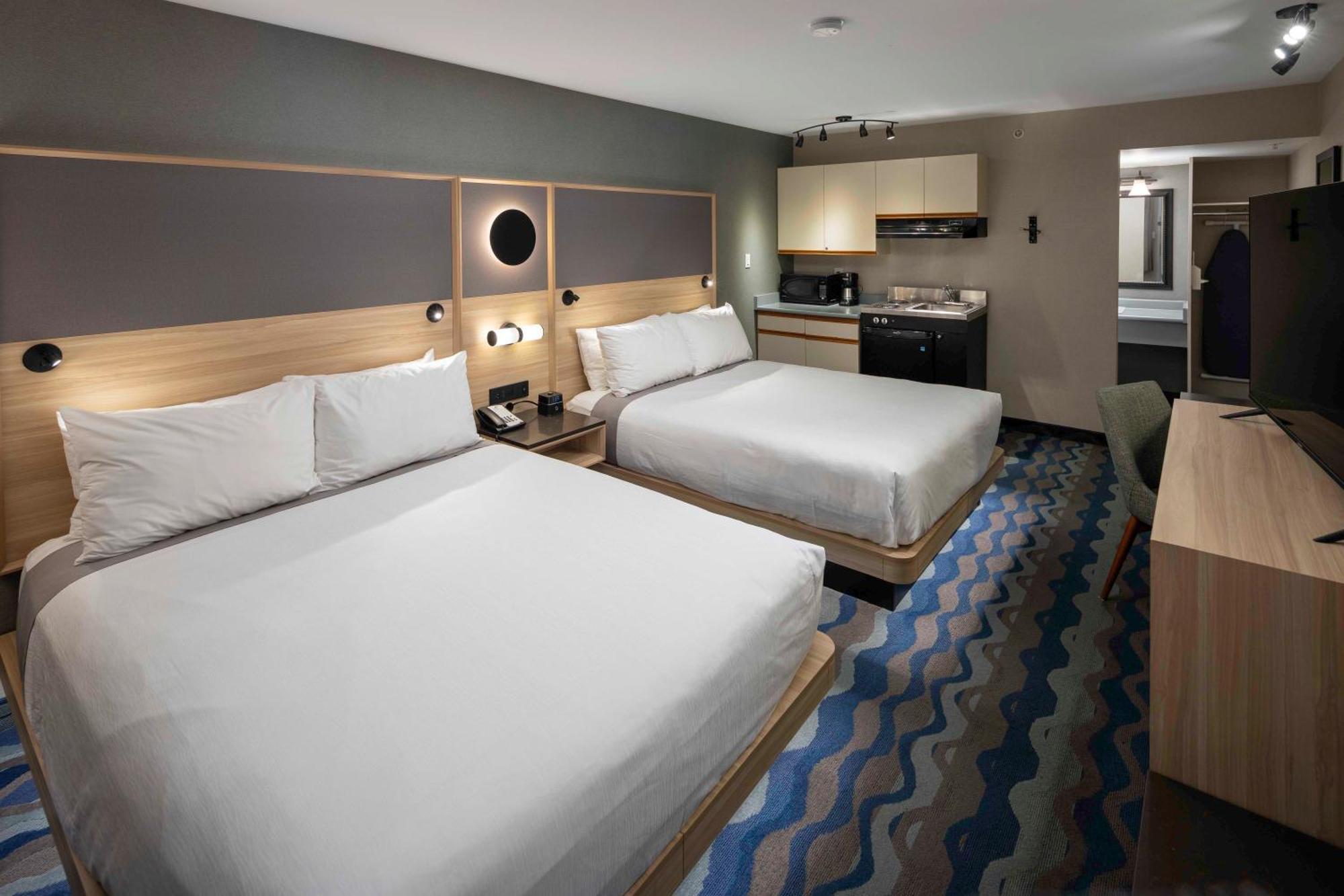 Hotel Accent Kelowna